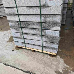 临沧芙蓉白路牙石，马路牙子