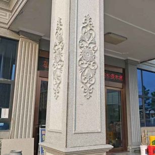 临沧芝麻白别墅雕刻柱子  黄金麻