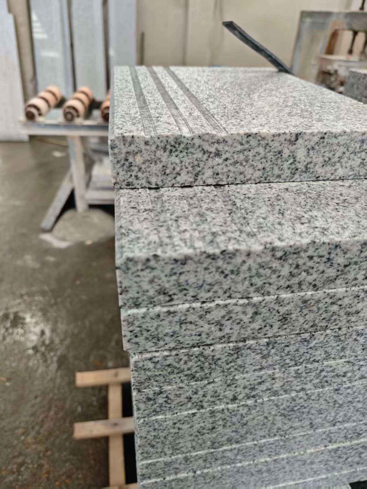 临沧芝麻白楼梯踏步