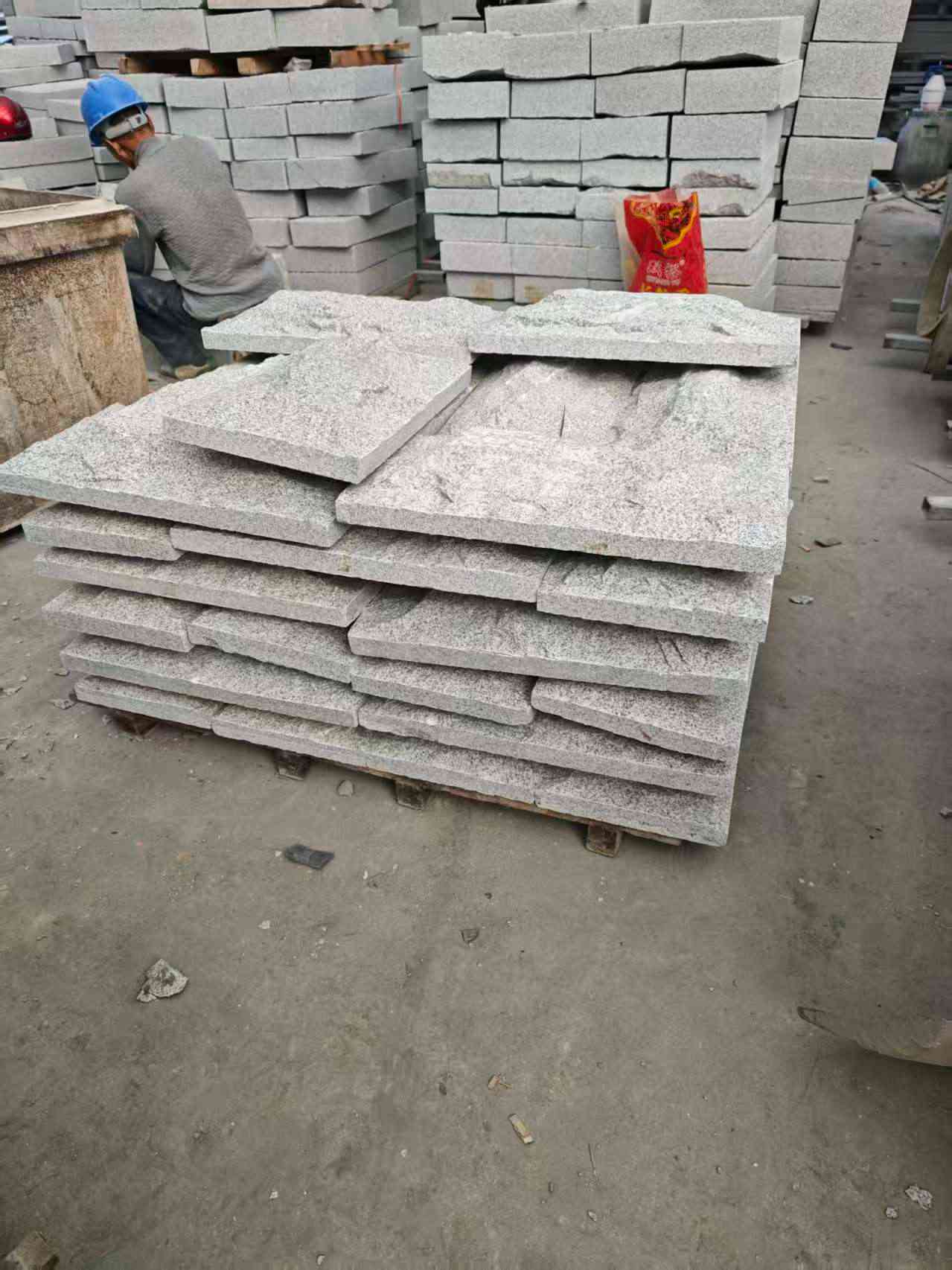 临沧芝麻白蘑菇石，自然面