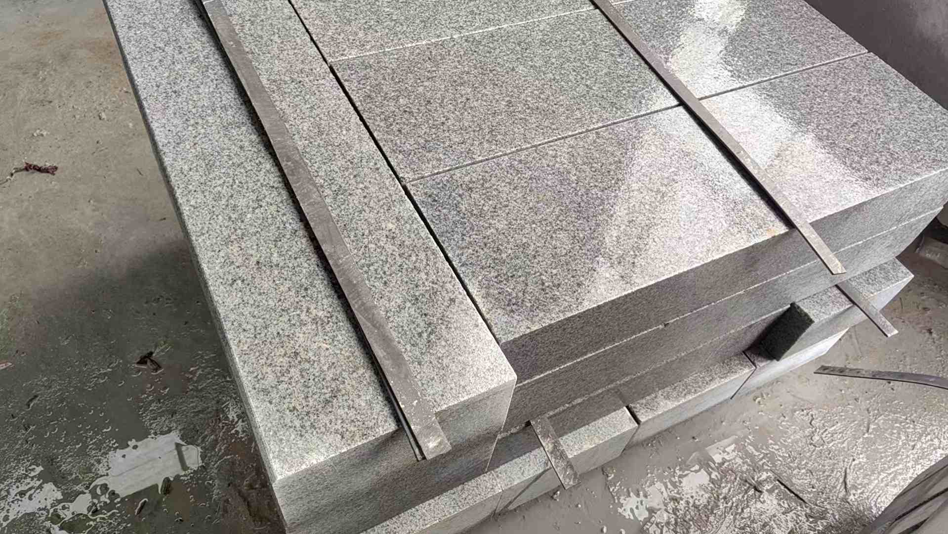 临沧芝麻灰 芝麻白 路牙石 路侧石 马路牙子